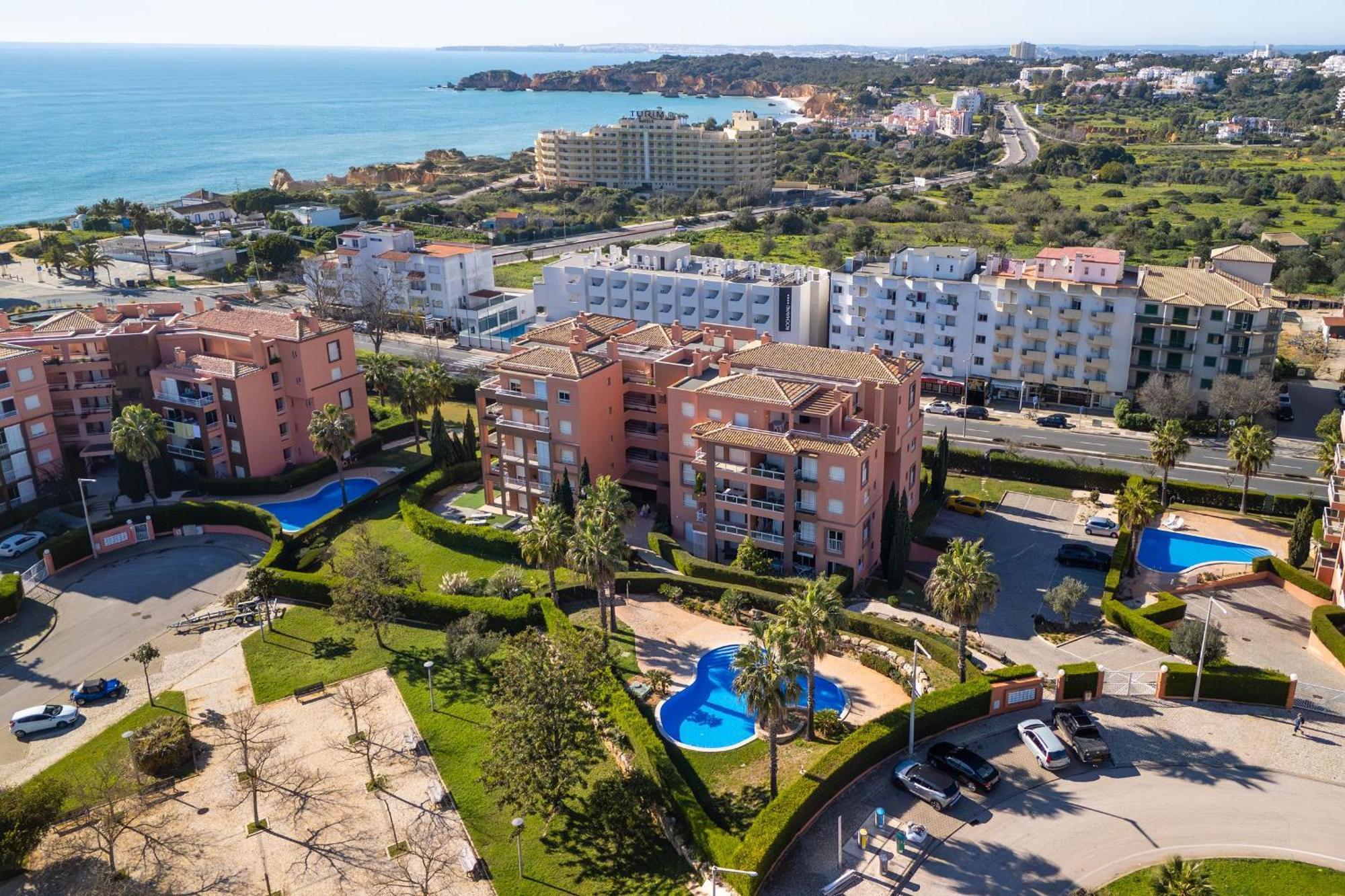 Serene Ocean 1 Bdr Apartment With Patio By Lovelystay Portimão Exteriér fotografie